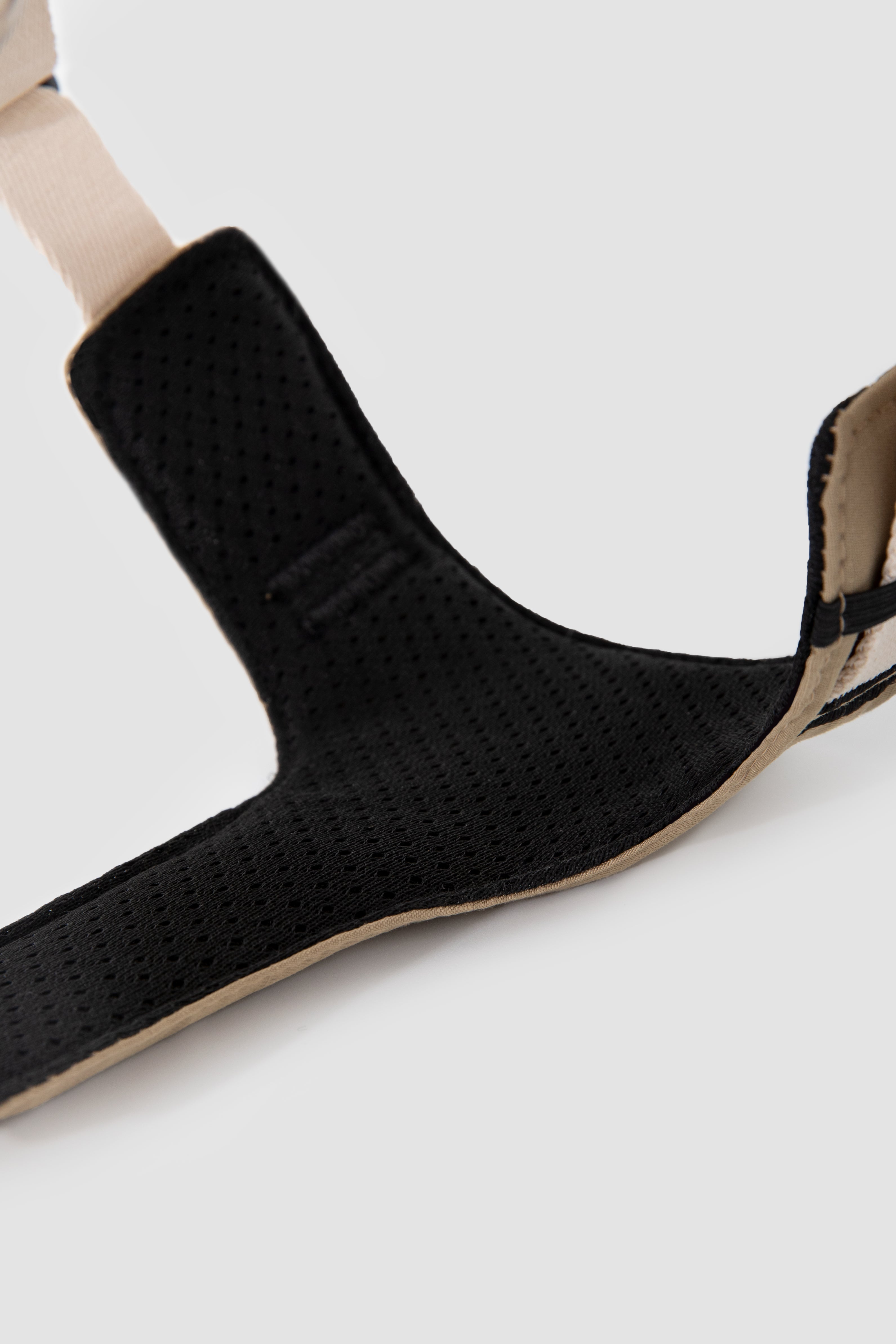 Pressure-Relieving Dog Harness